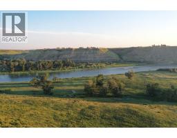 On 320 Street E, Blackie, AB T0L0J0 Photo 9