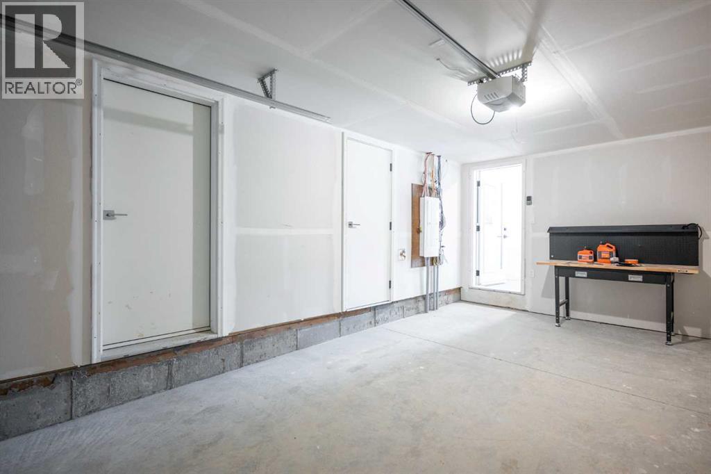 #702 437 Alpine Avenue SW - Image 17