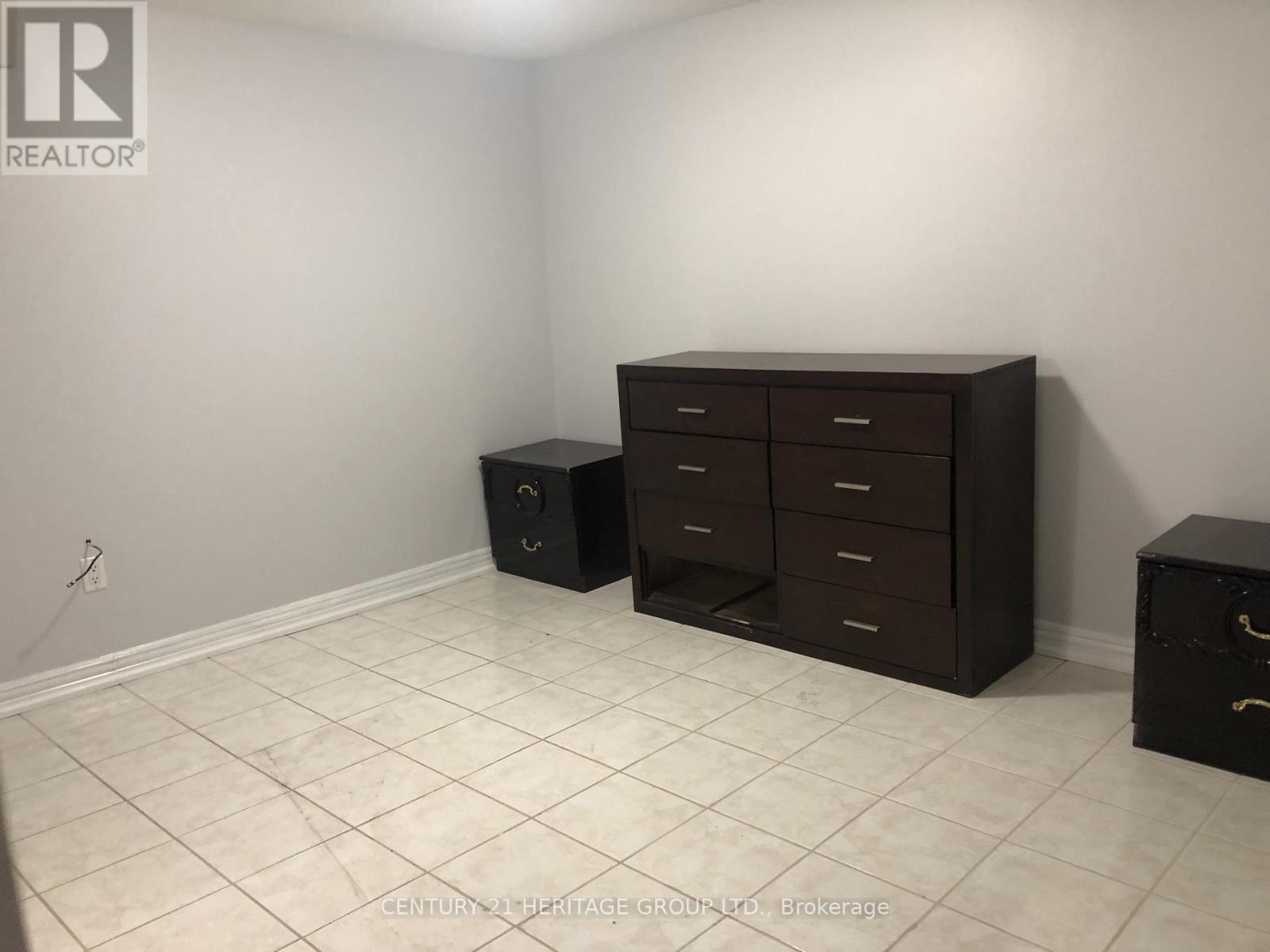 APT 1 B1 - 16 CARTMEL DRIVE