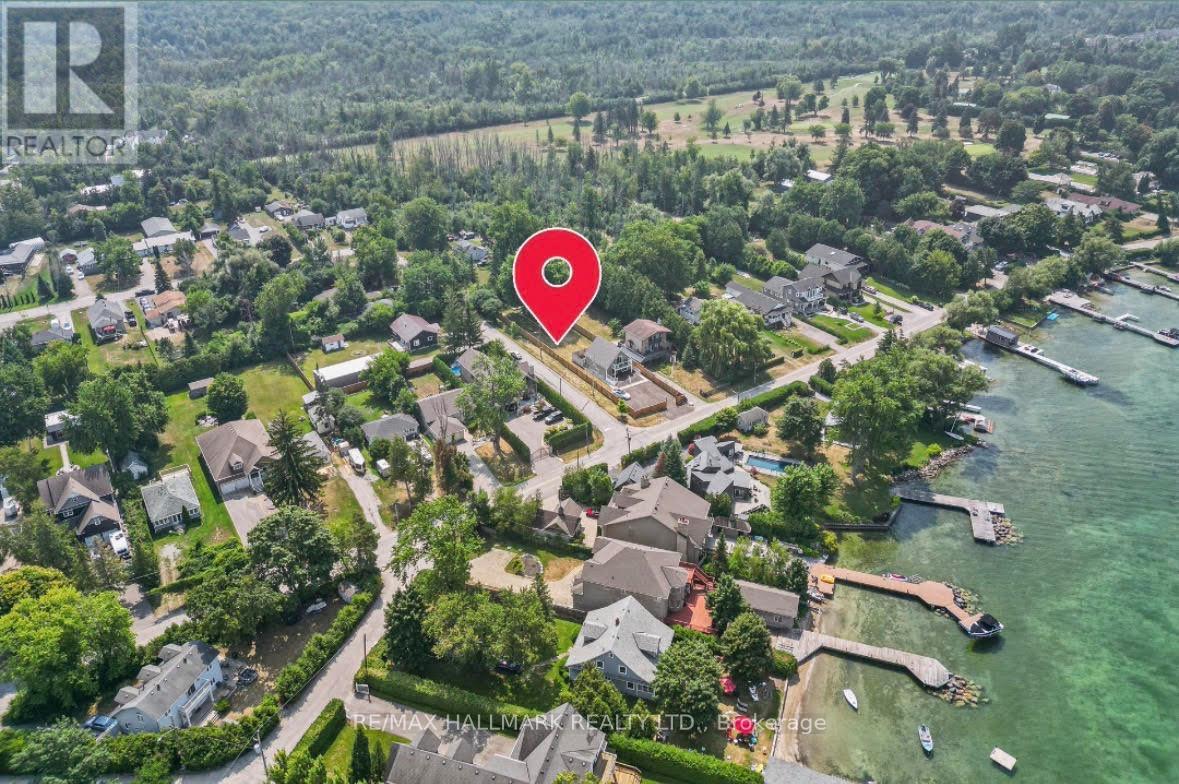 941 LAKE DRIVE N - 2