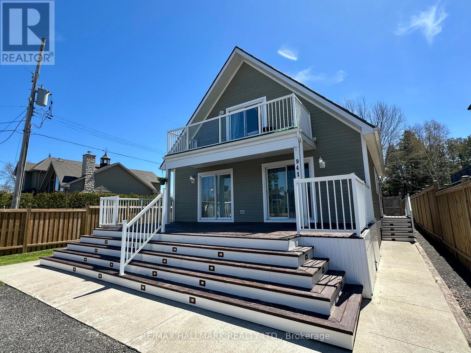 941 LAKE DRIVE N - 5