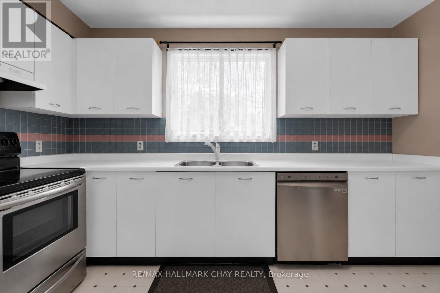 #103 1 QUAIL CRESCENT - 10