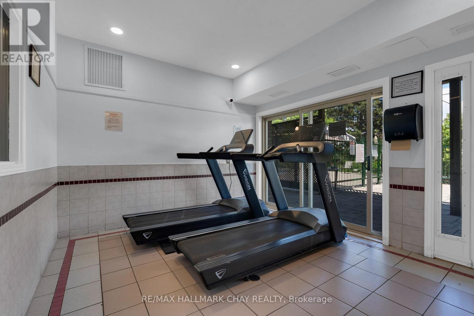 #103 1 QUAIL CRESCENT - 29