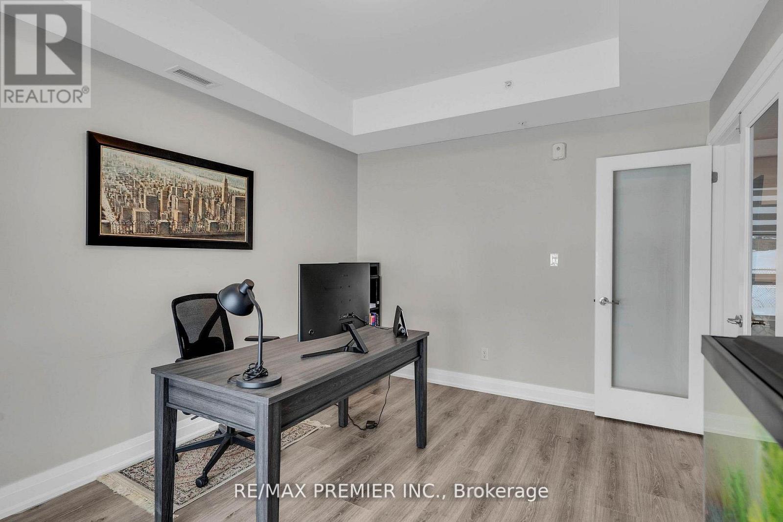#110 299 CUNDLES ROAD E - 21