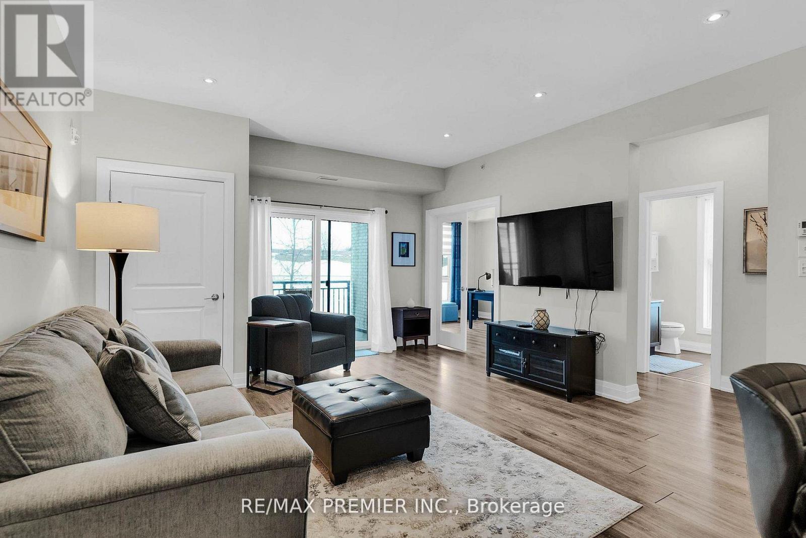 #110 299 CUNDLES ROAD E - 7