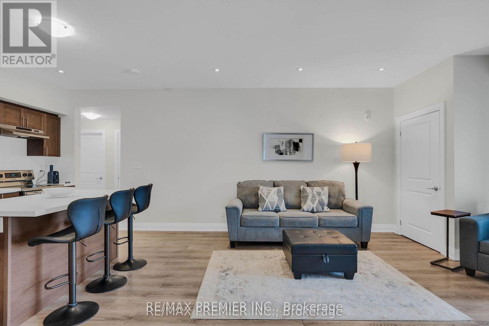 #110 299 CUNDLES ROAD E - 8