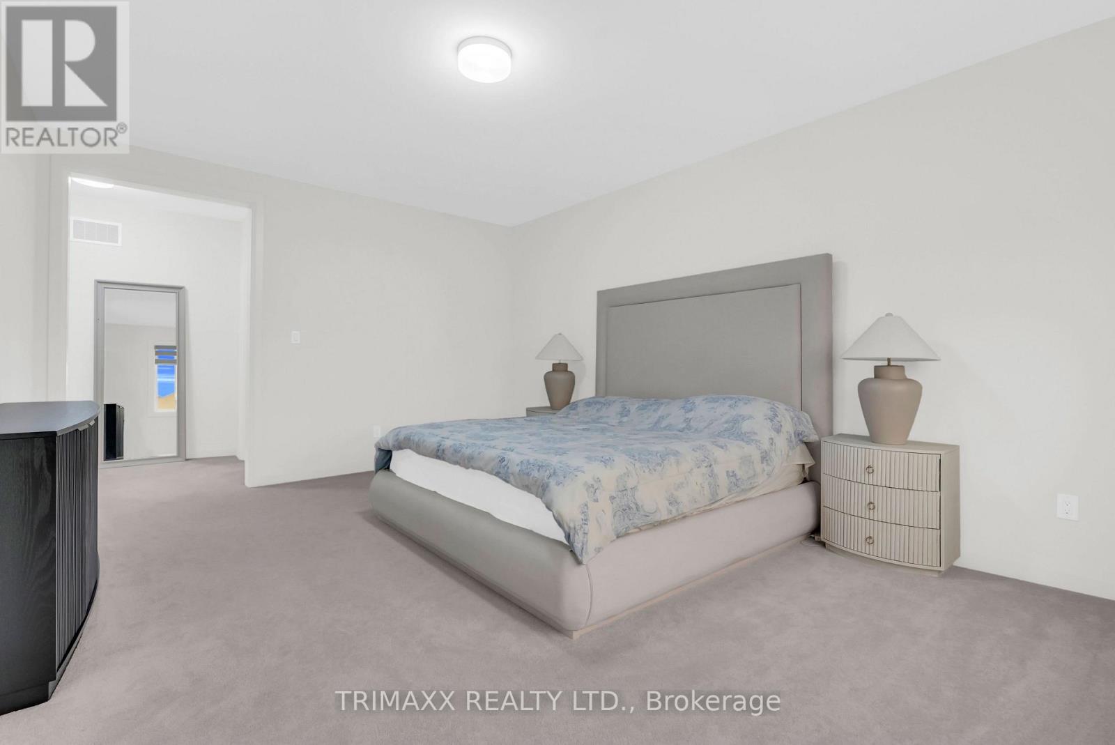 7 WINTERGREEN LANE - 37