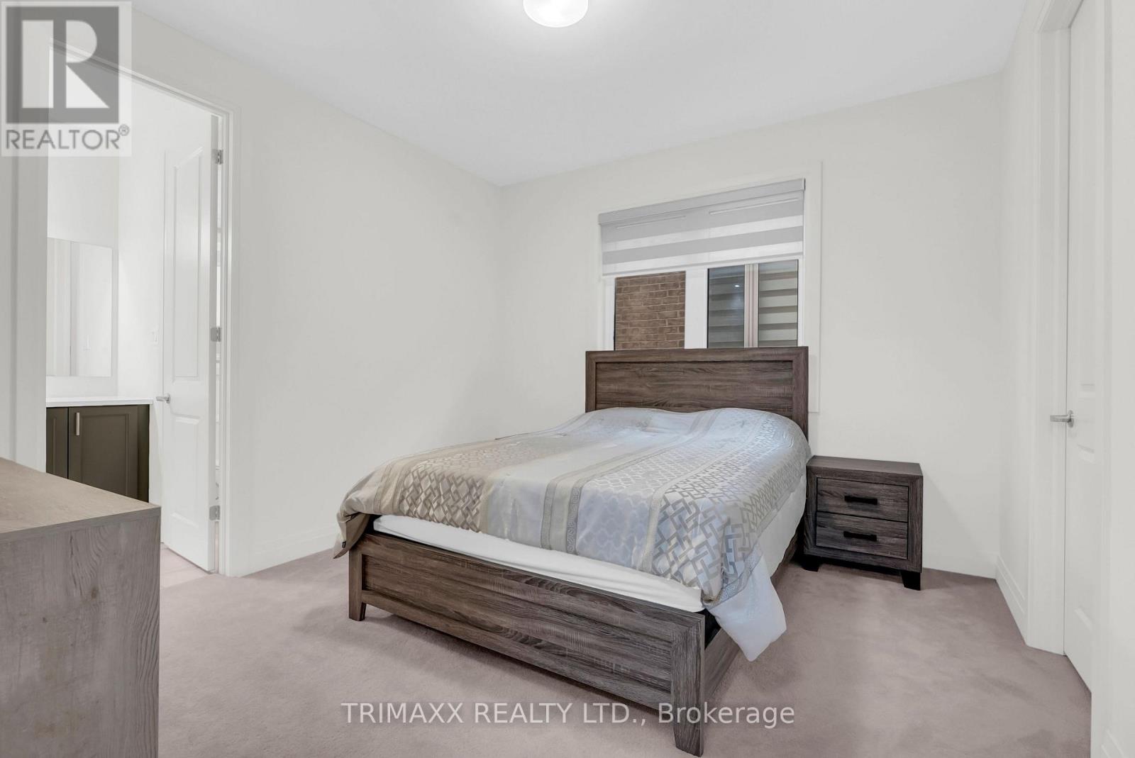 7 WINTERGREEN LANE - 31