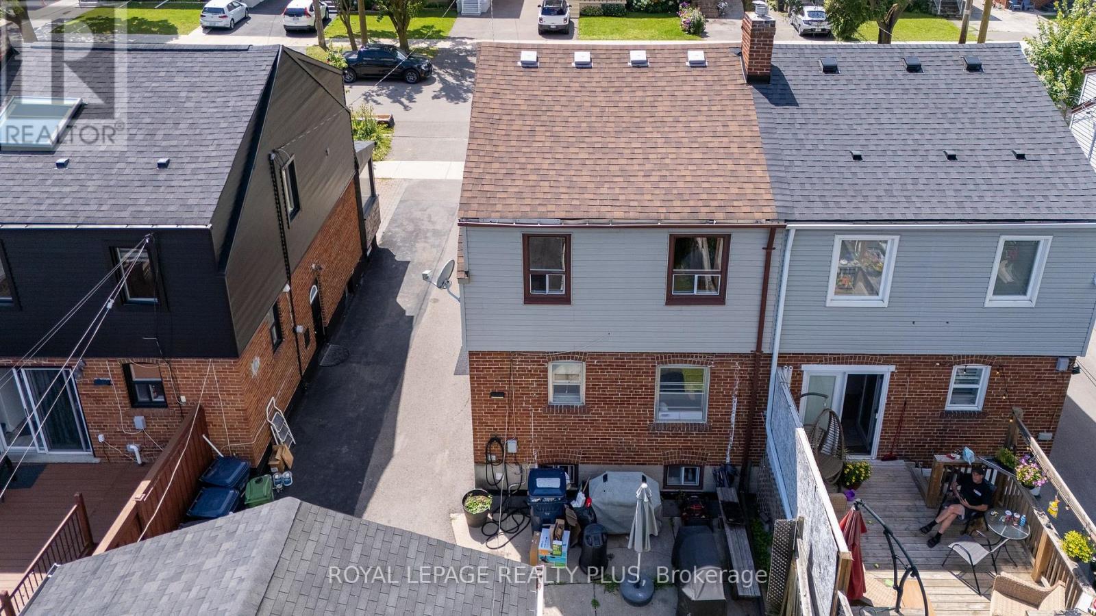 33 DAYTON AVENUE - 37