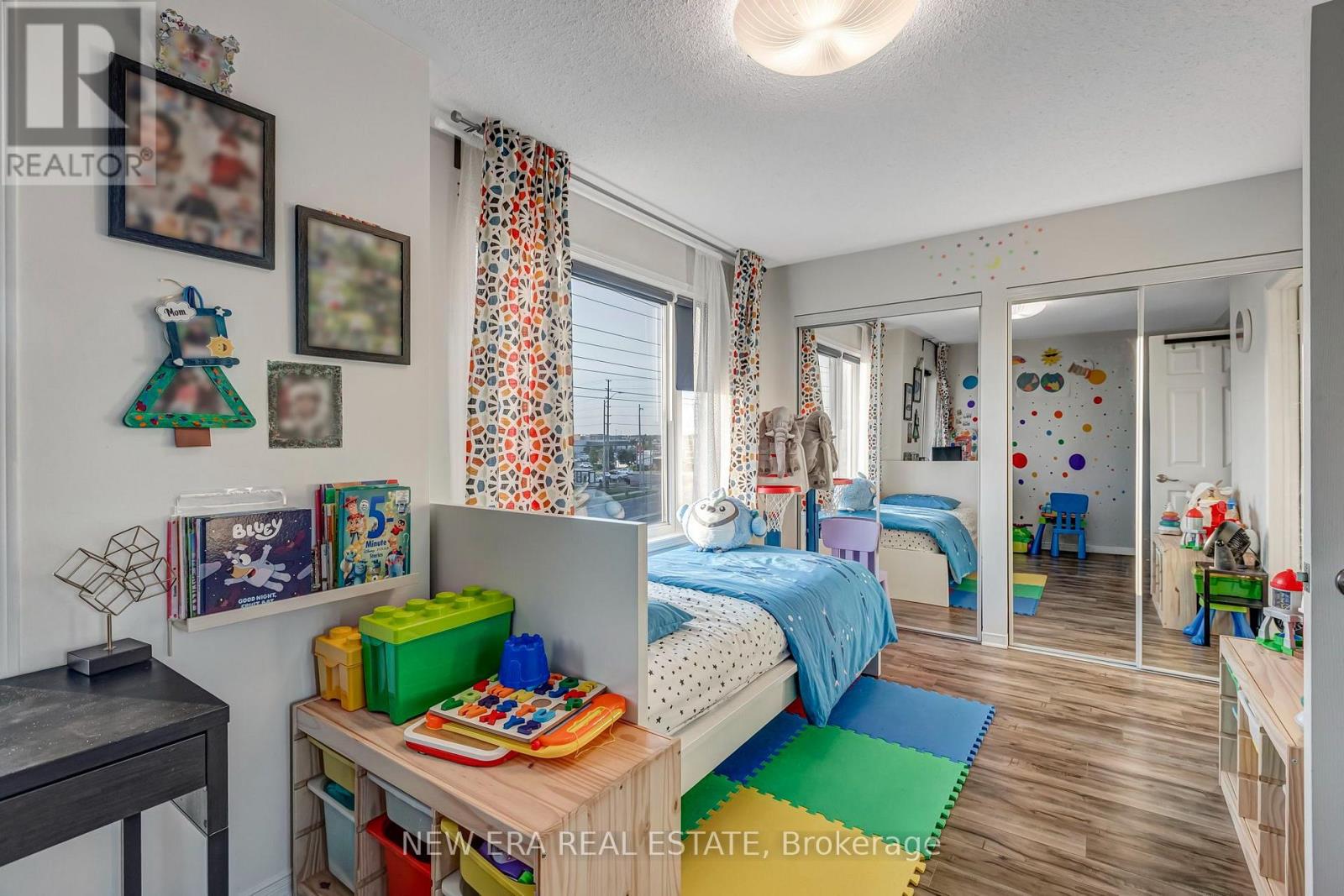 #60 3056 EGLINTON AVENUE W - 23