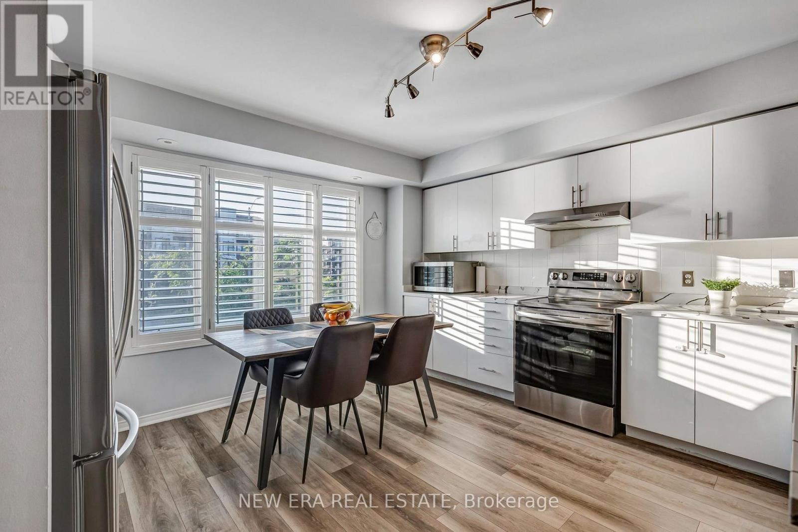 #60 3056 EGLINTON AVENUE W - 7