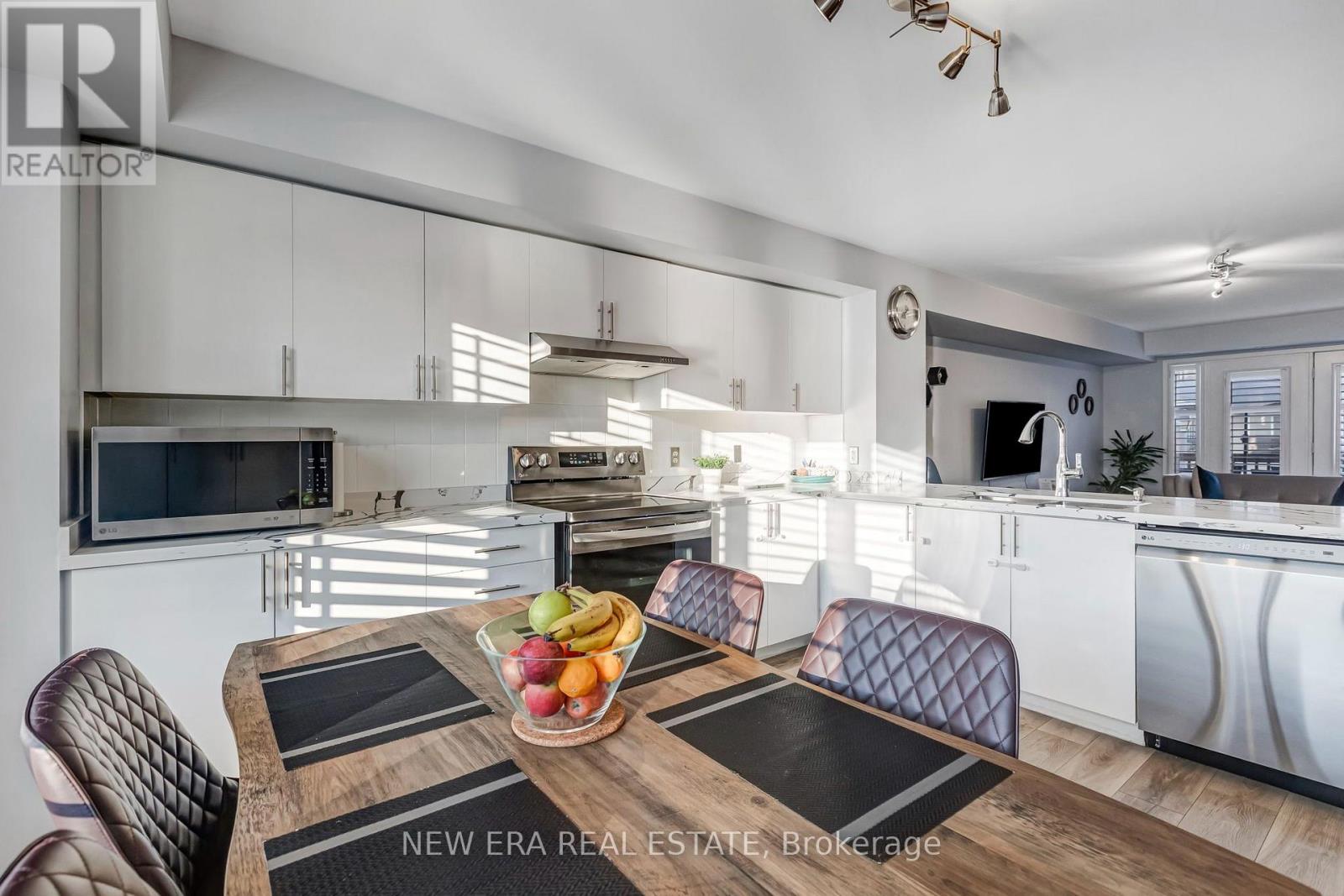 #60 3056 EGLINTON AVENUE W - 9