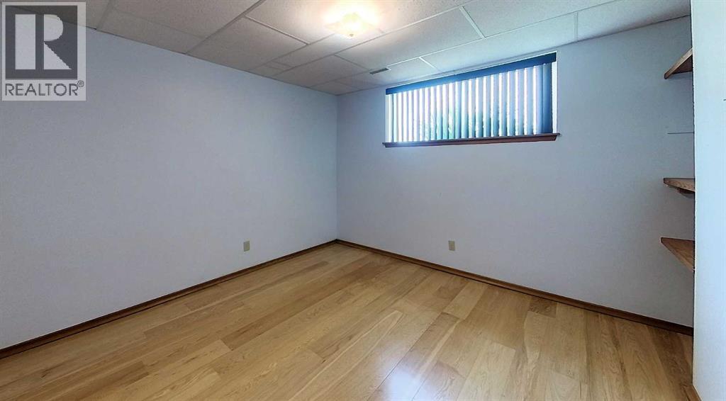 4346 9th Avenue - Image 34