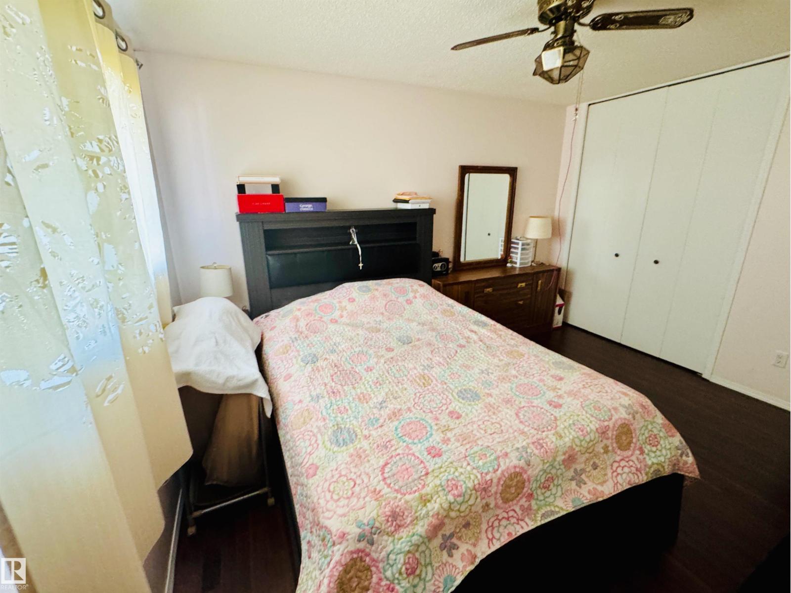 4210 48 AV - Image 10
