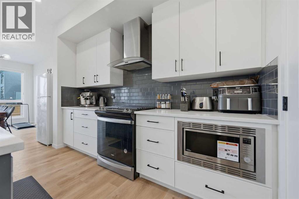 147 Magnolia Path SE, Mahogany, Calgary photo 4