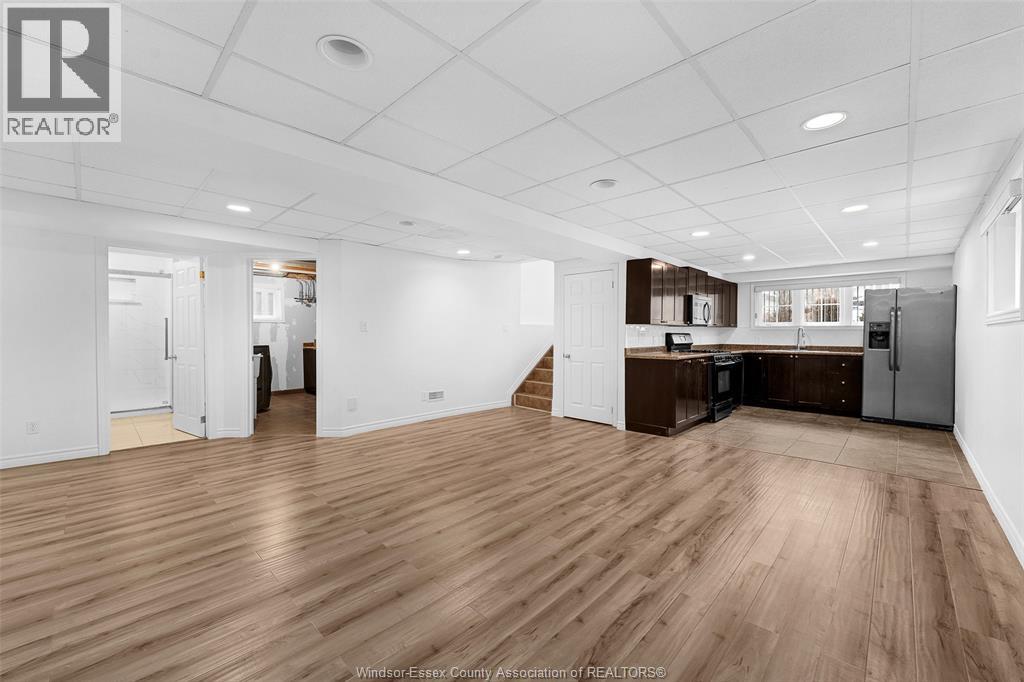 2420 VENETIAN AVENUE - 25