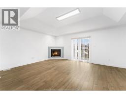 Living room/Fireplace - 2420 Venetian Avenue, Windsor, ON N8P1W7 Photo 7