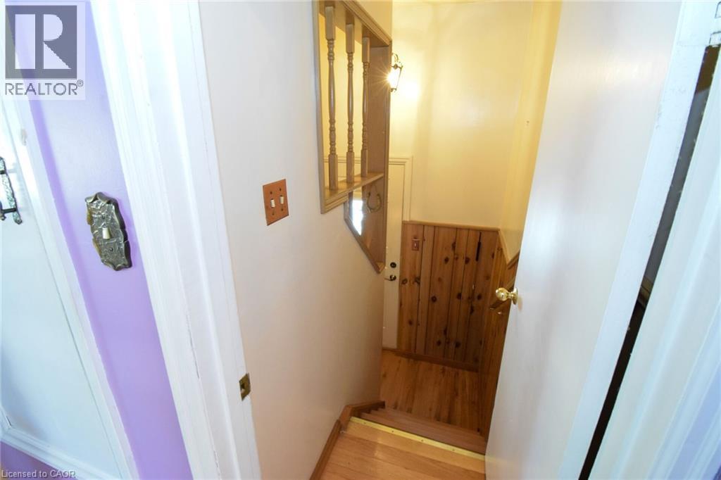 272 CARLTON Street - 13