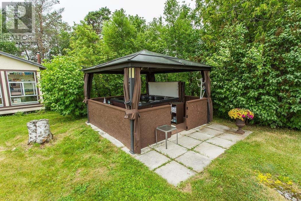 25 Industrial RD, The Township Of Huron Shores - 28