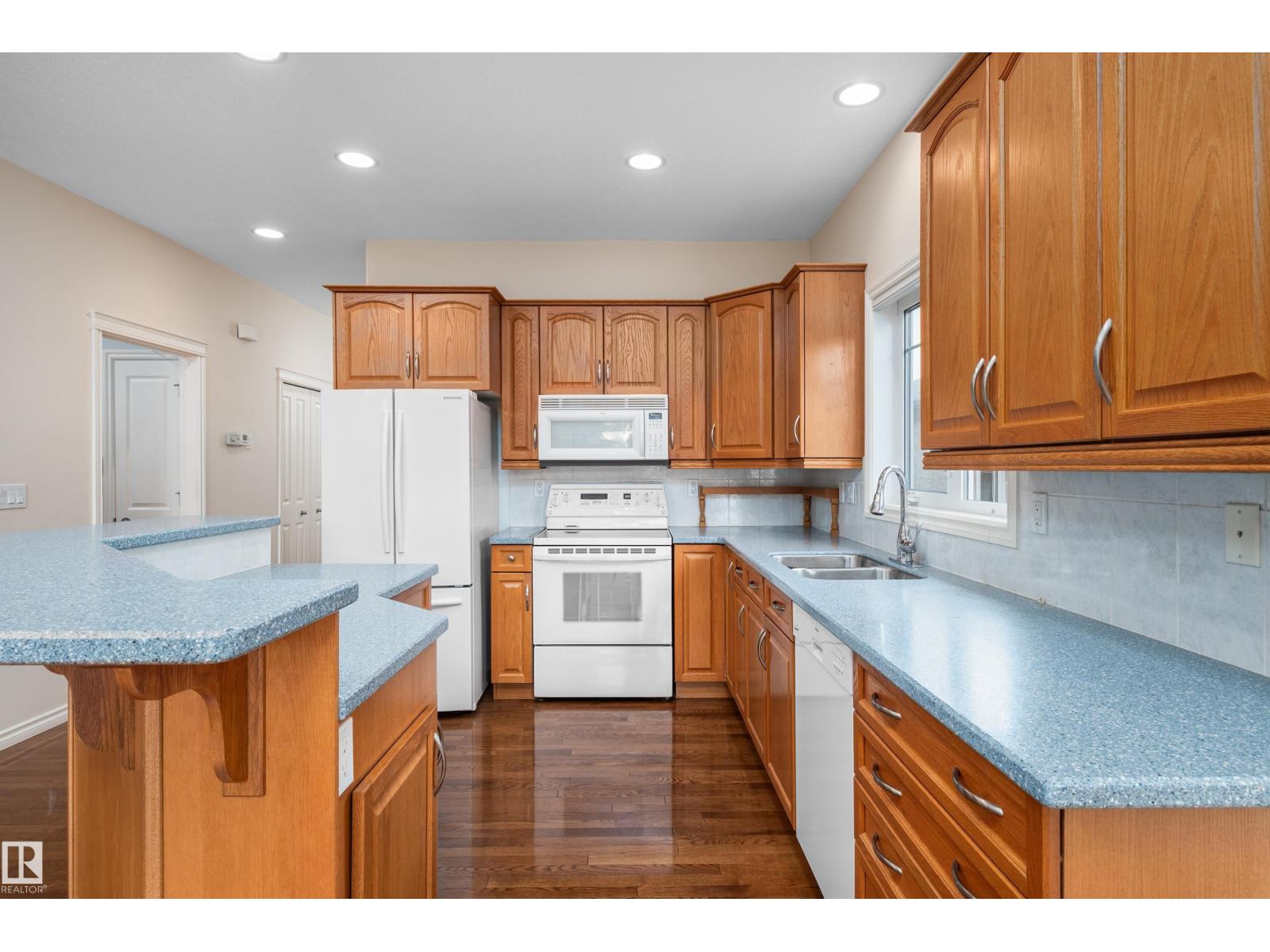 #40 1251 RUTHERFORD RD SW - 19