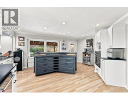 4pc Ensuite bath - 897 Wawn Road, Kamloops, BC V2B6N3 Photo 15