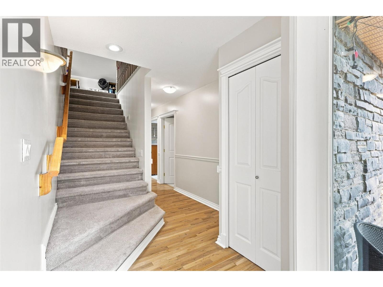 897 WAWN Road - 43
