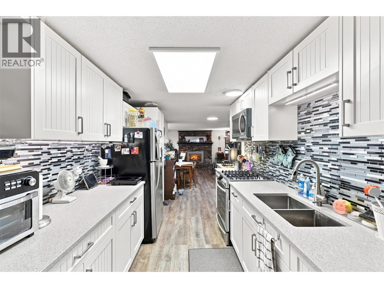 897 WAWN Road - 53