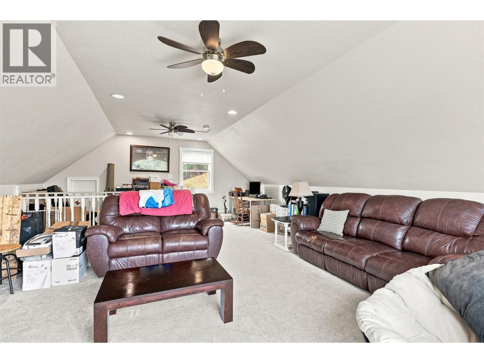 897 WAWN Road - 48