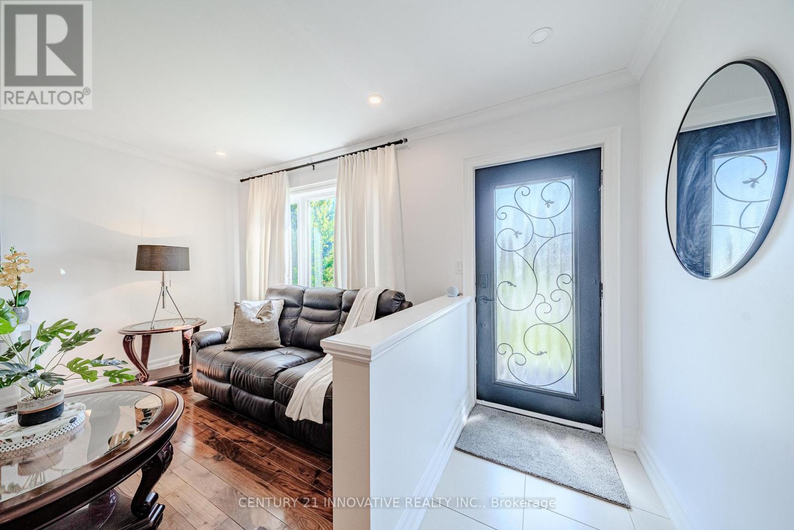 60 DORKING CRESCENT - 6