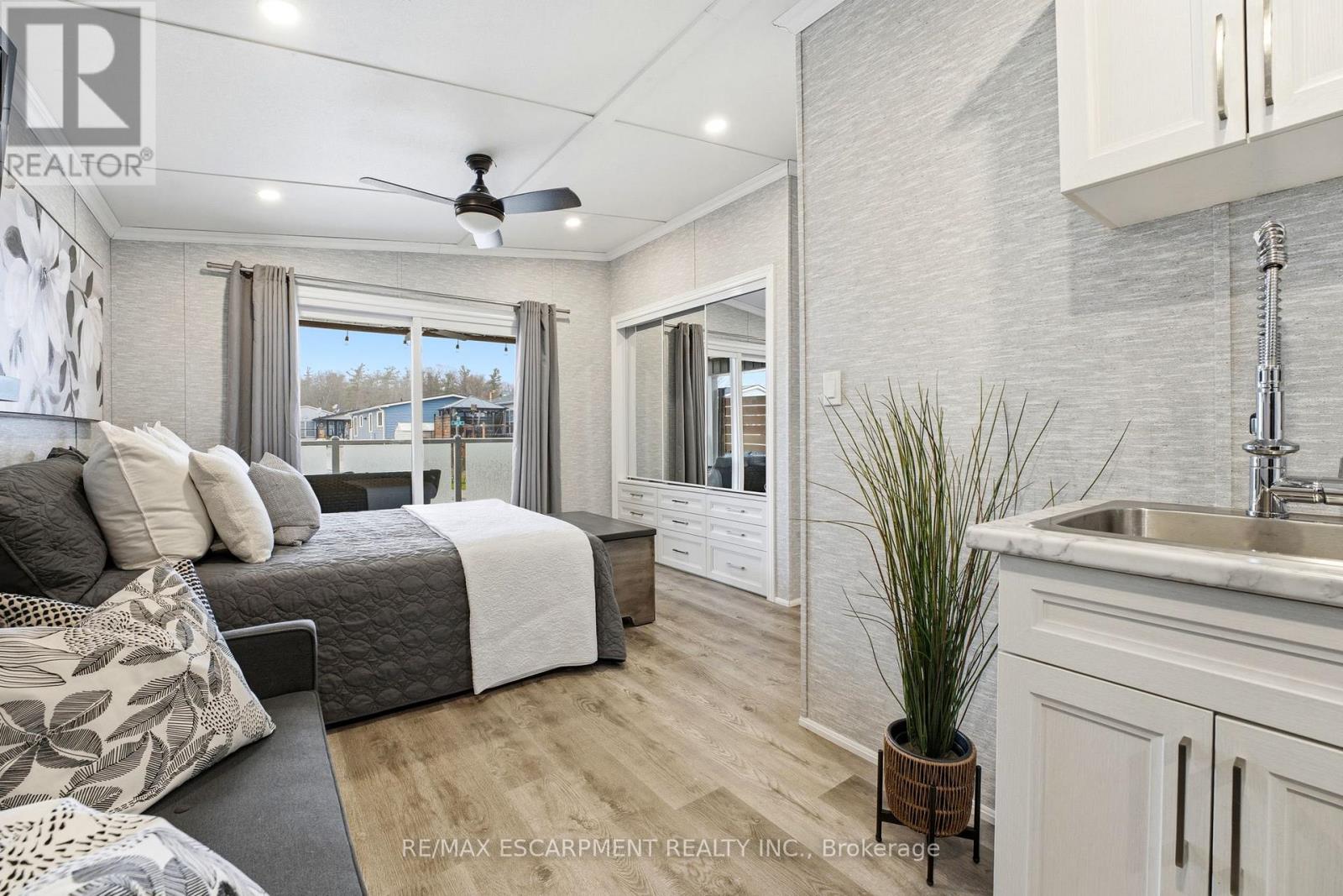 30 ASH STREET - 4449 MILBUROUGH LINE - 19