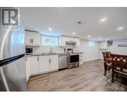 60 Dorking Crescent, Toronto, ON M3M2B6 Photo 31