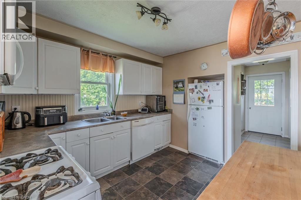 325 BLUE WATER Parkway - 11