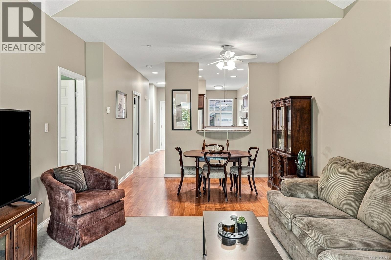 #17 631 Blenkin Ave - 12