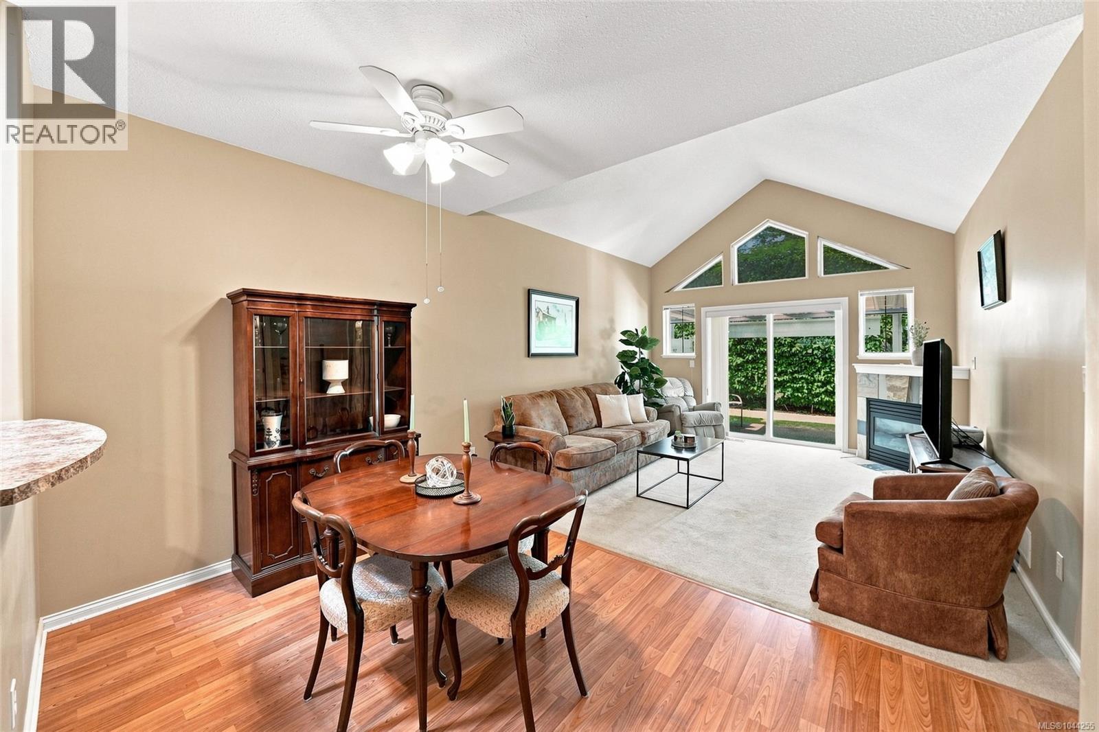 #17 631 Blenkin Ave - 13