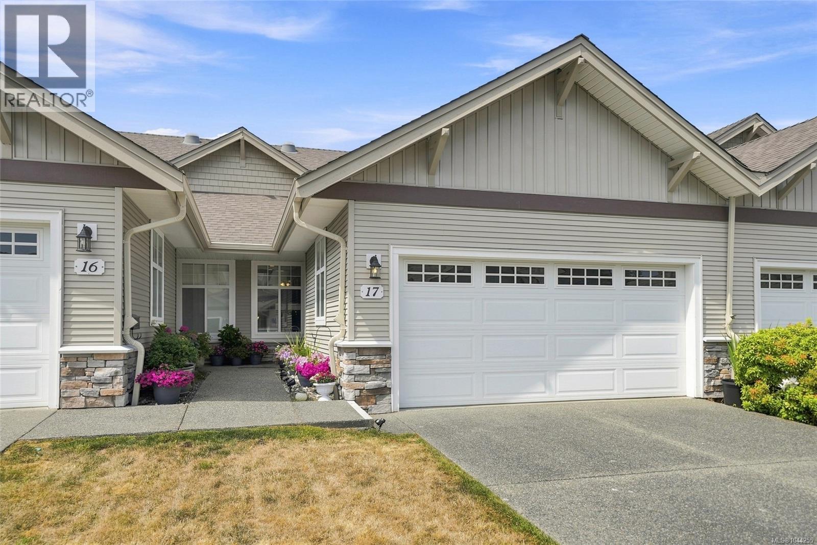 #17 631 Blenkin Ave - 39