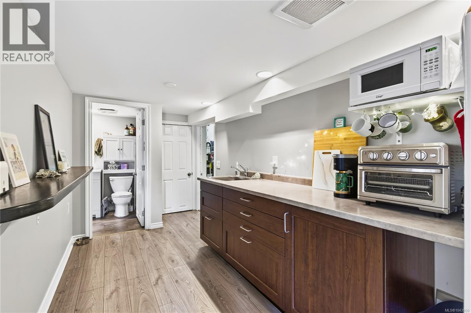 371 Bruce Ave - Image 26