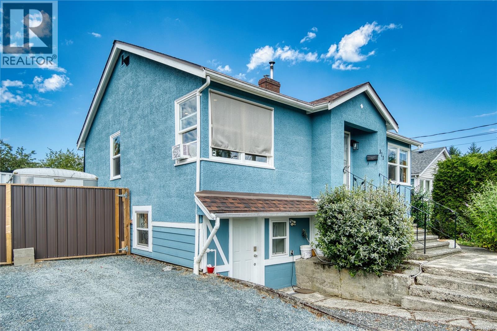 371 Bruce Ave - Image 3