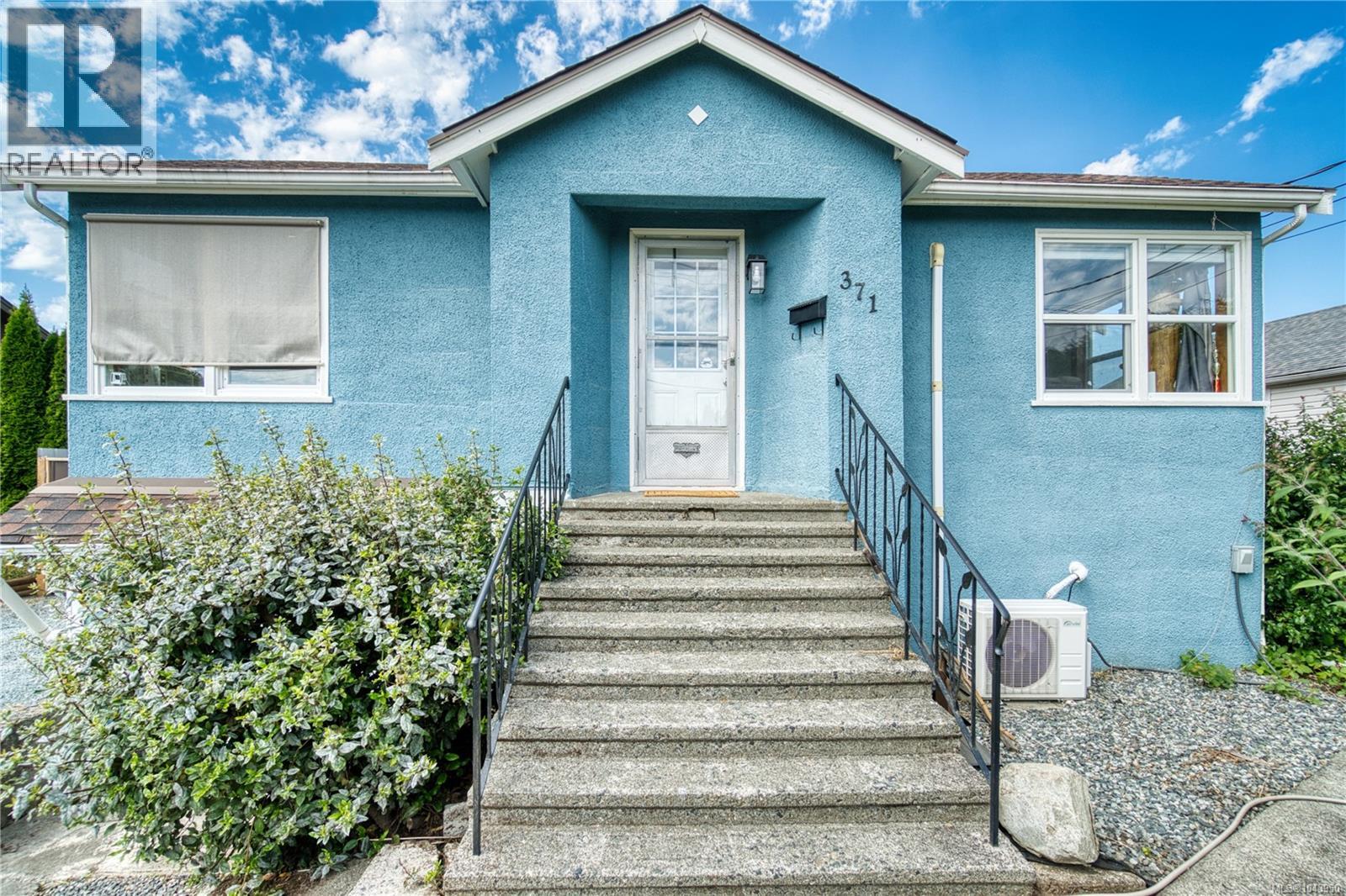 371 Bruce Ave - Image 4