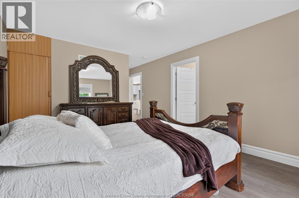 1267 EASTLAWN AVENUE - 20