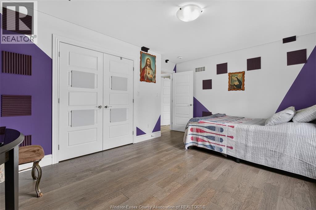 1267 EASTLAWN AVENUE - 23