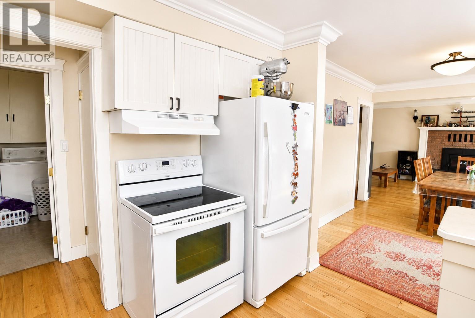 2270 10th Avenue - Image 12
