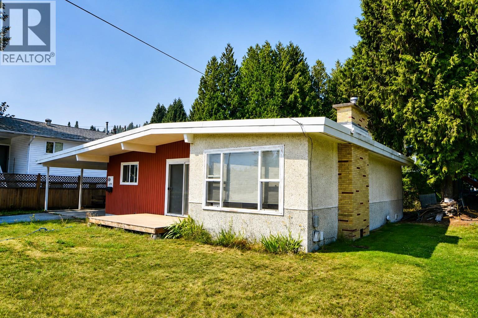 2270 10th Avenue - 2