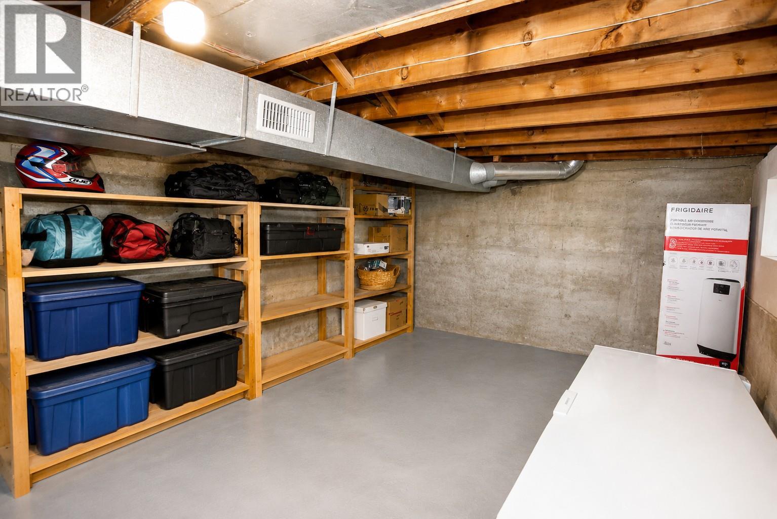 2270 10th Avenue - Image 27