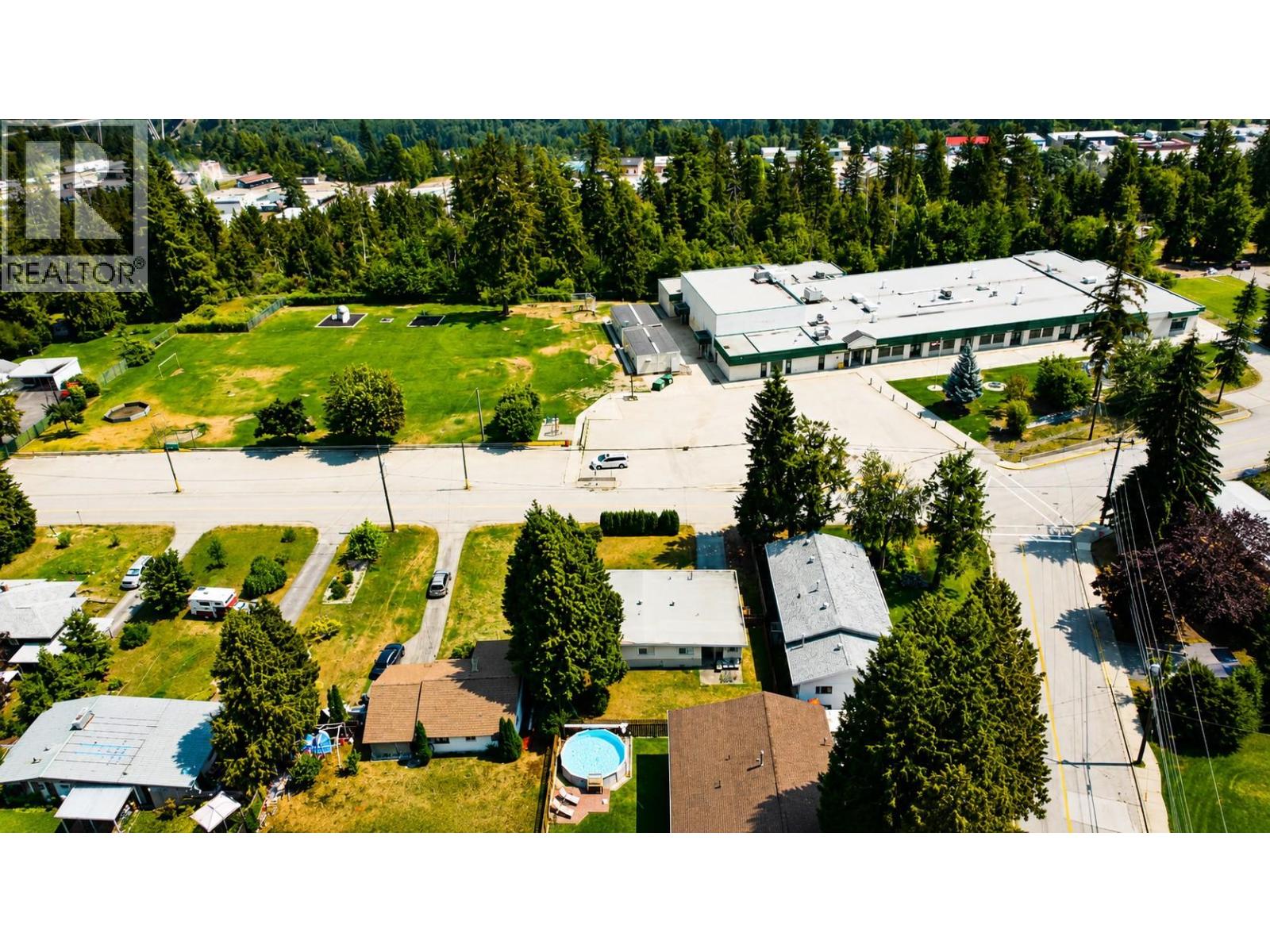2270 10th Avenue - 30