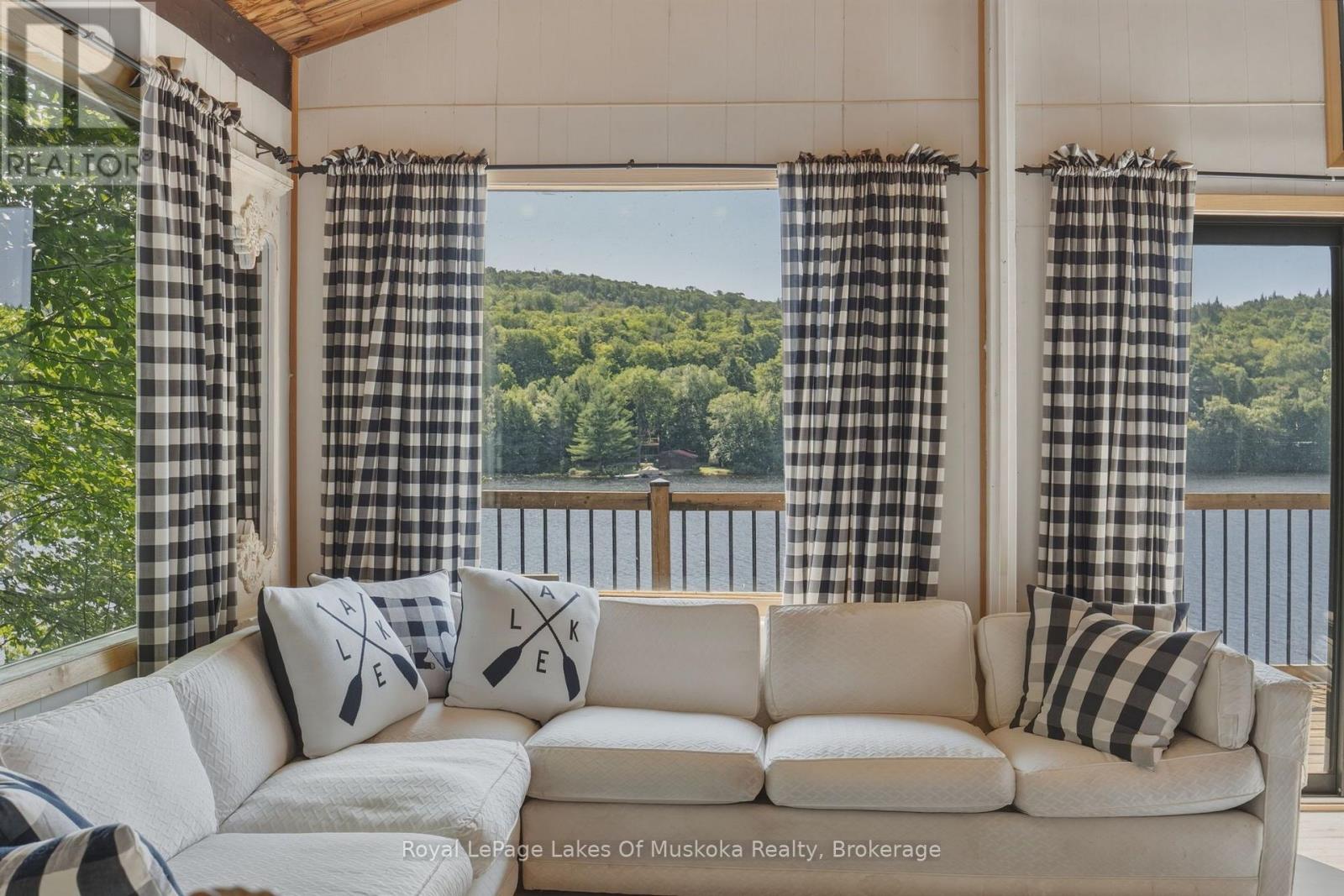 1187 IVY LANE - 17