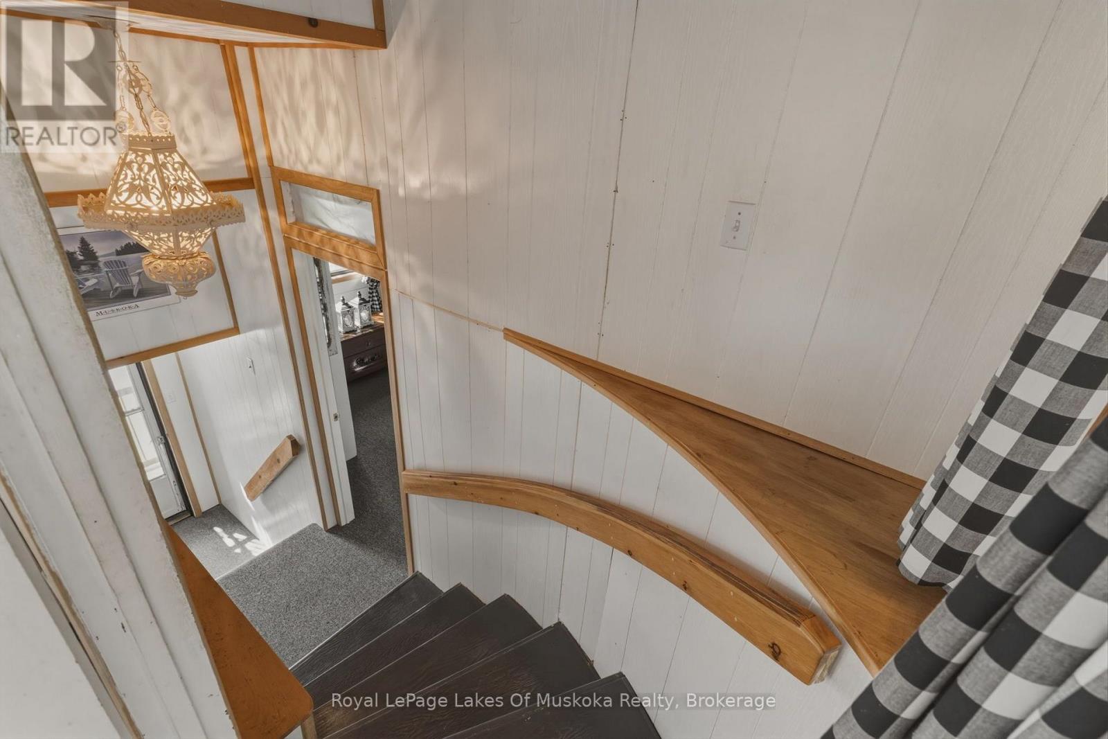 1187 IVY LANE - 30
