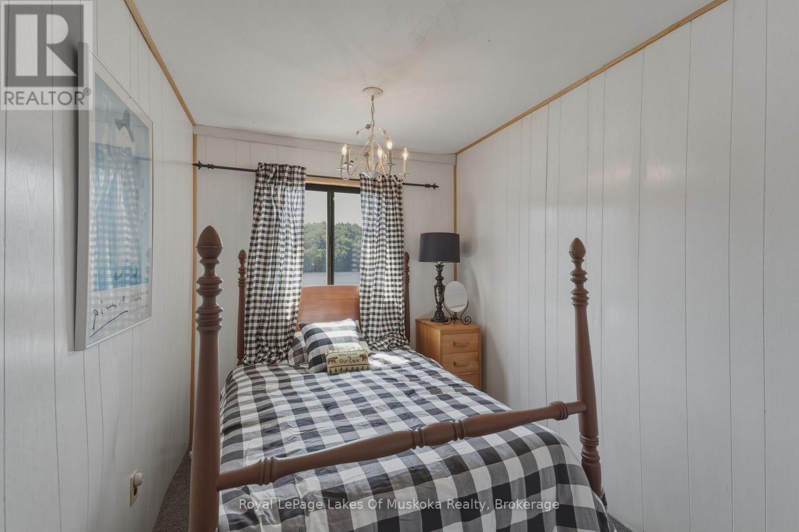 1187 IVY LANE - 36