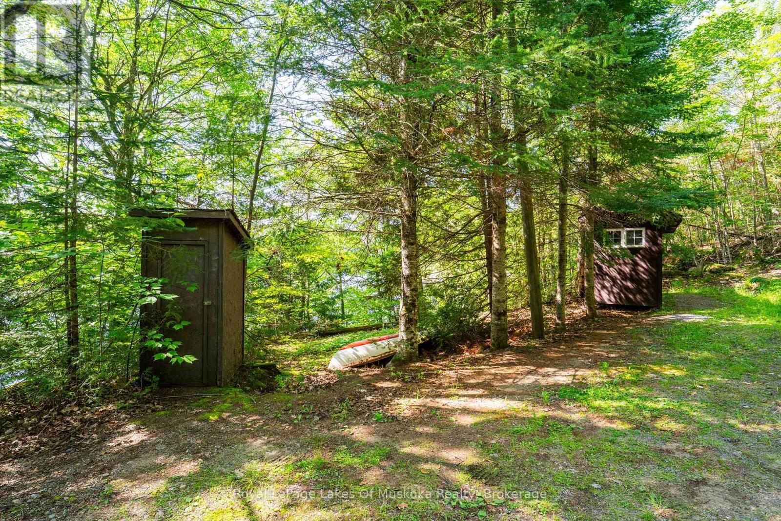 1187 IVY LANE - 42