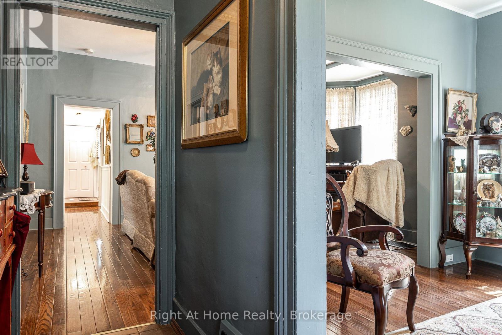 302 HURON STREET - 4