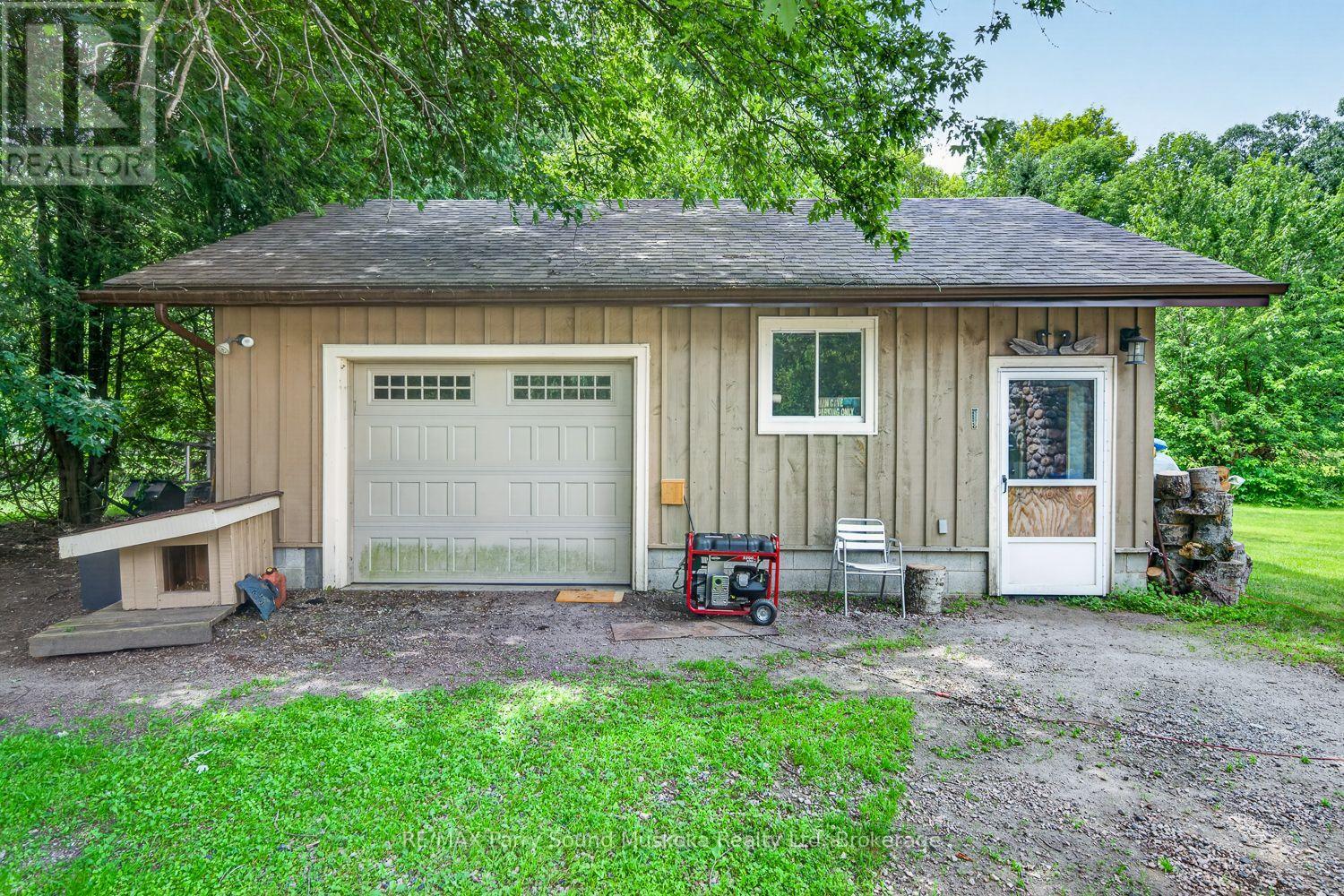 1011 ORANGE LODGE ROAD - 27